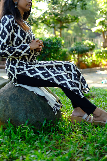 Delightful Black and White Kurti